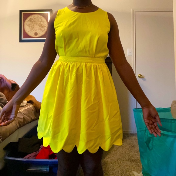 Clara Story Yellow Springtime Dress - Picture 1 of 3